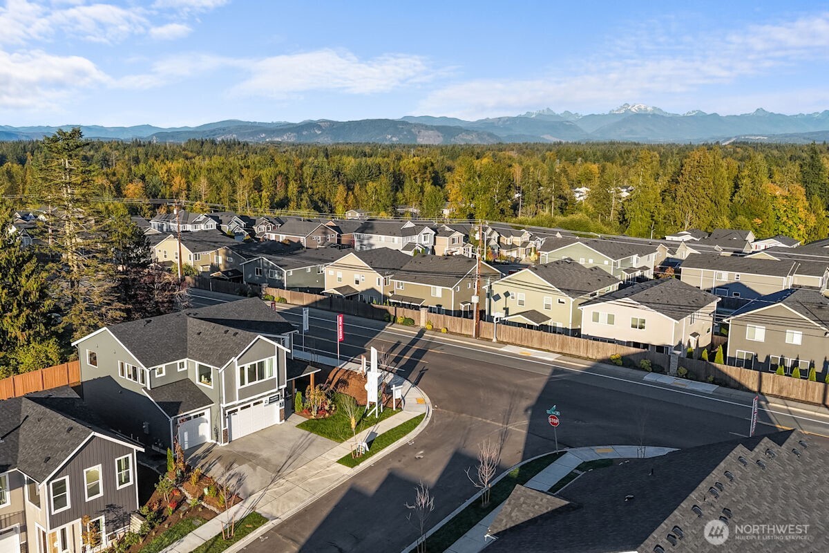 8209 73rd Place NE, Marysville, WA 98270