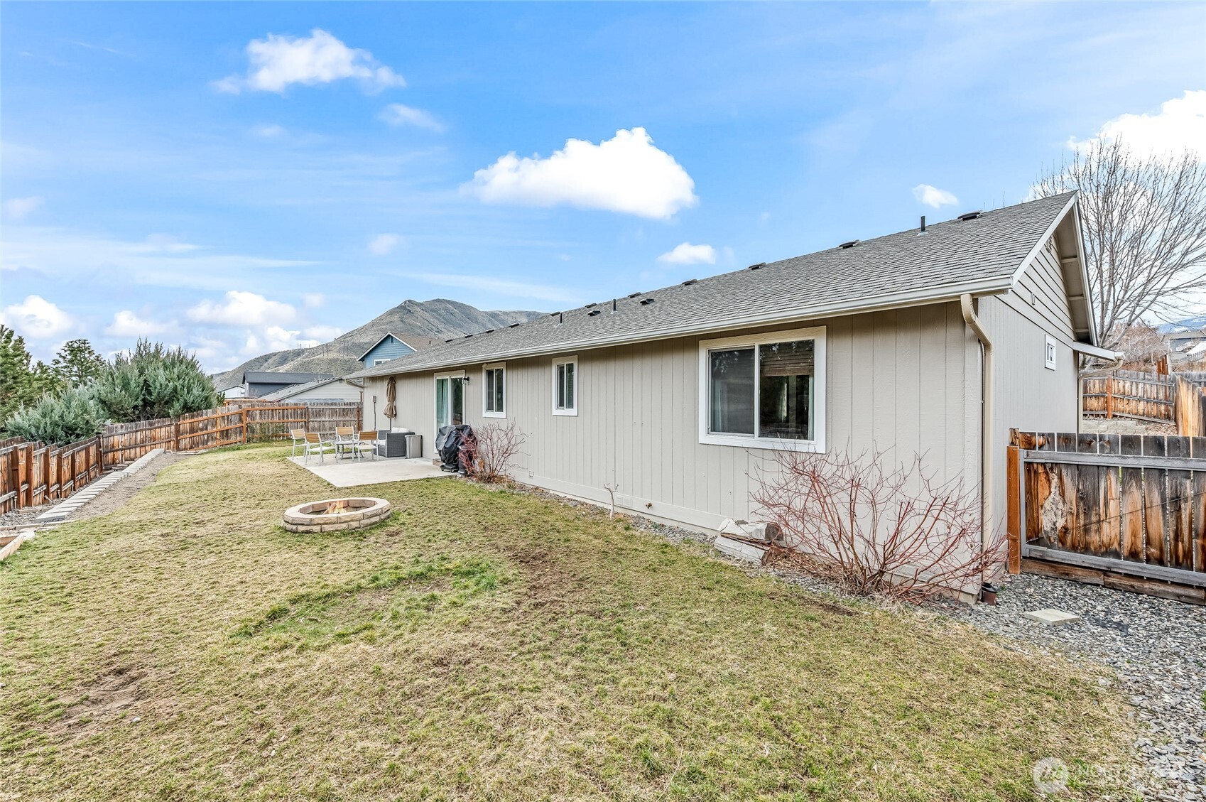 2059 Lasso Drive , Wenatchee, WA 98801