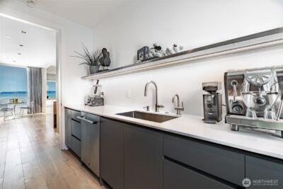 9545 Semiahmoo Parkway #201, Blaine, WA 98230 - Photo 14