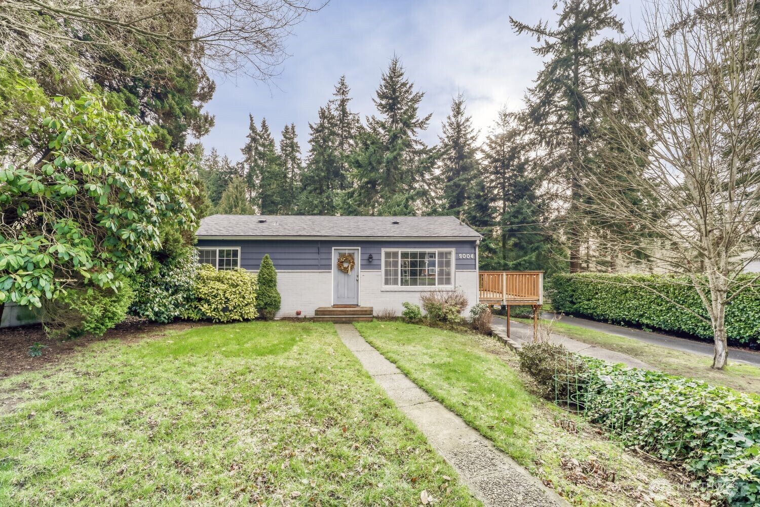 9004 218th Street SW, Edmonds, WA 98026
