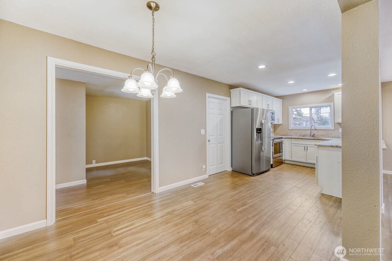 9004 218th Street SW, Edmonds, WA 98026