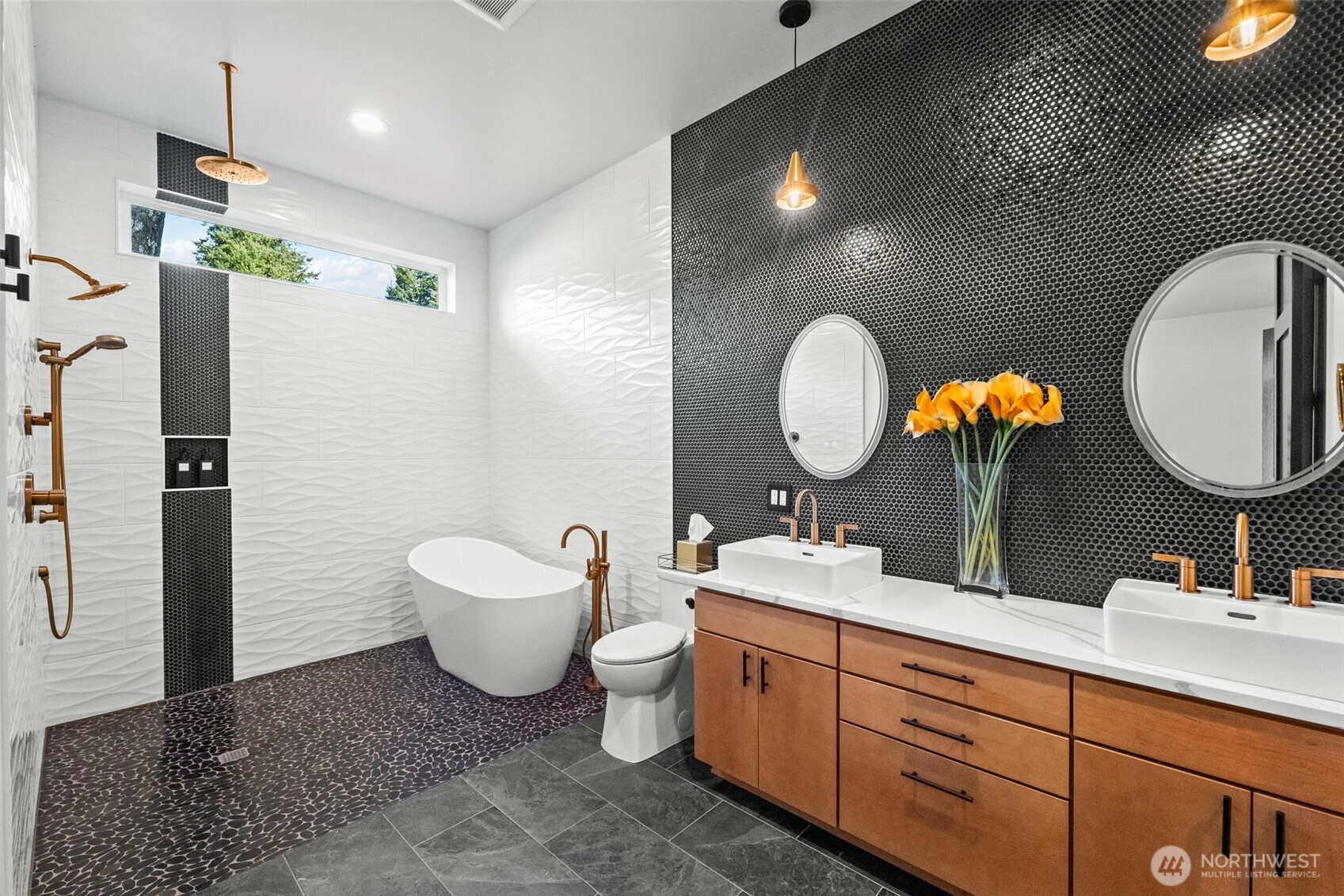 31 E Westwood Lane E, Union, WA 98592