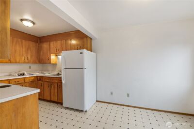 14520 Phinney Avenue N, Shoreline, WA 98133 - Photo 9