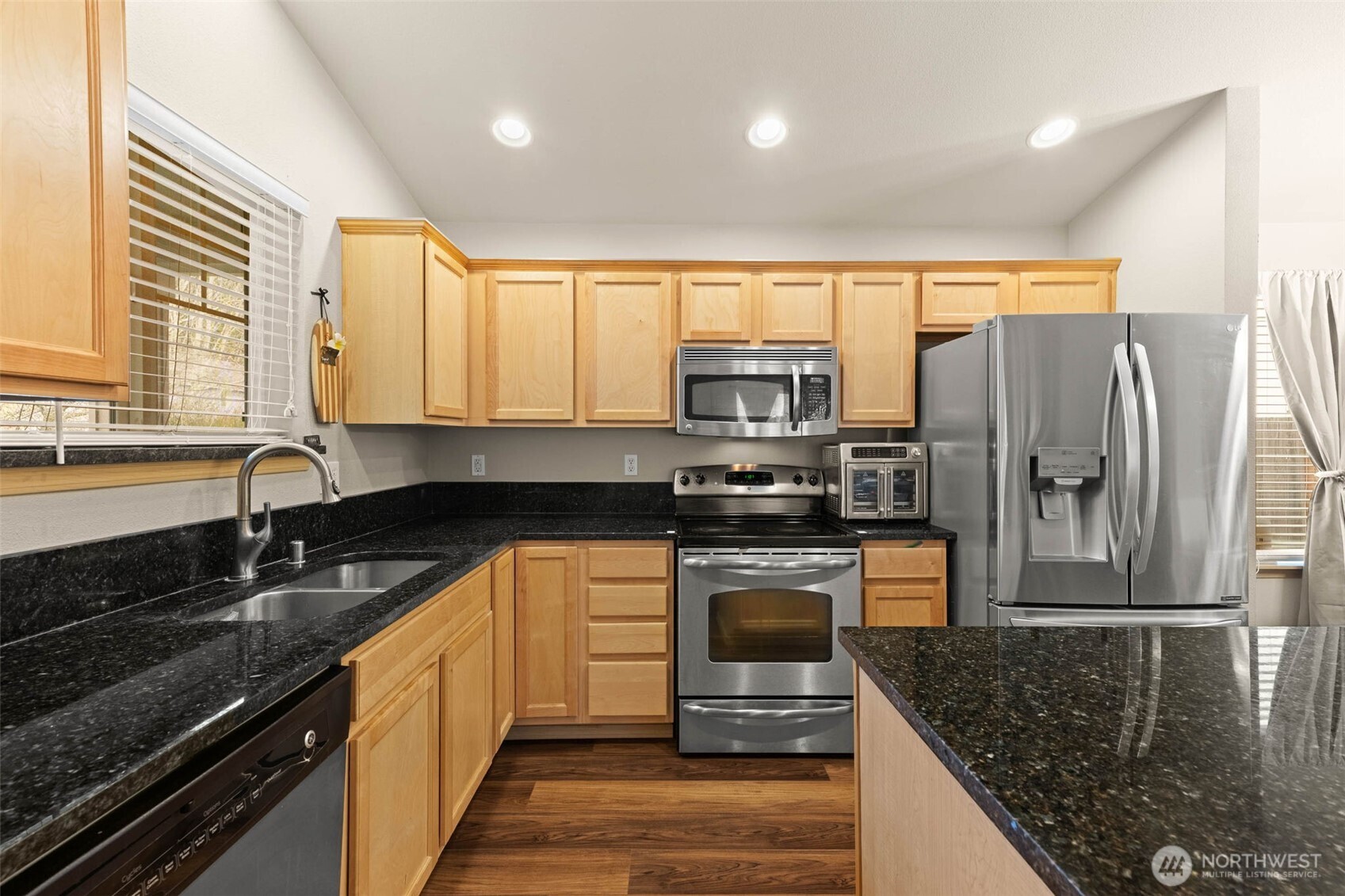 20009 96th Avenue E, Graham, WA 98338