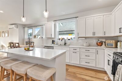 1713 Aaron Drive , Lynden, WA 98264 - Photo 16