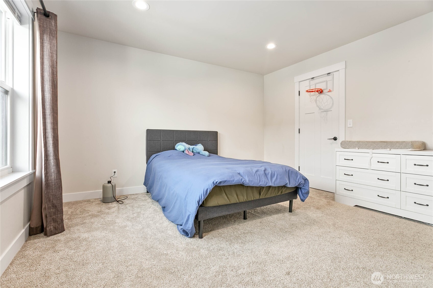 1713 Aaron Drive , Lynden, WA 98264