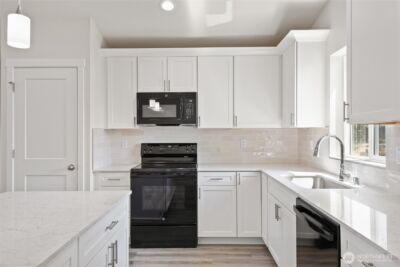 523 Dorsing Street , Moses Lake, WA 98837 - Photo 13