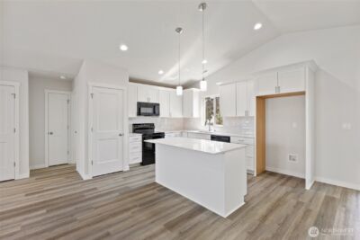 523 Dorsing Street , Moses Lake, WA 98837 - Photo 10