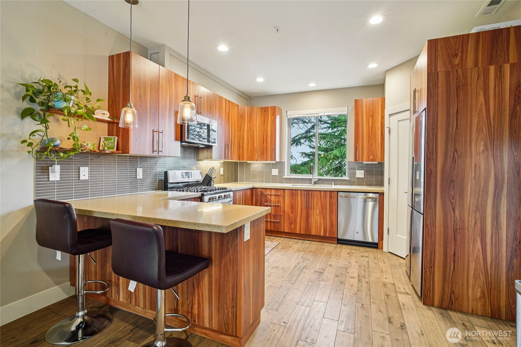 301 S 47th Street #B, Renton, WA 98055