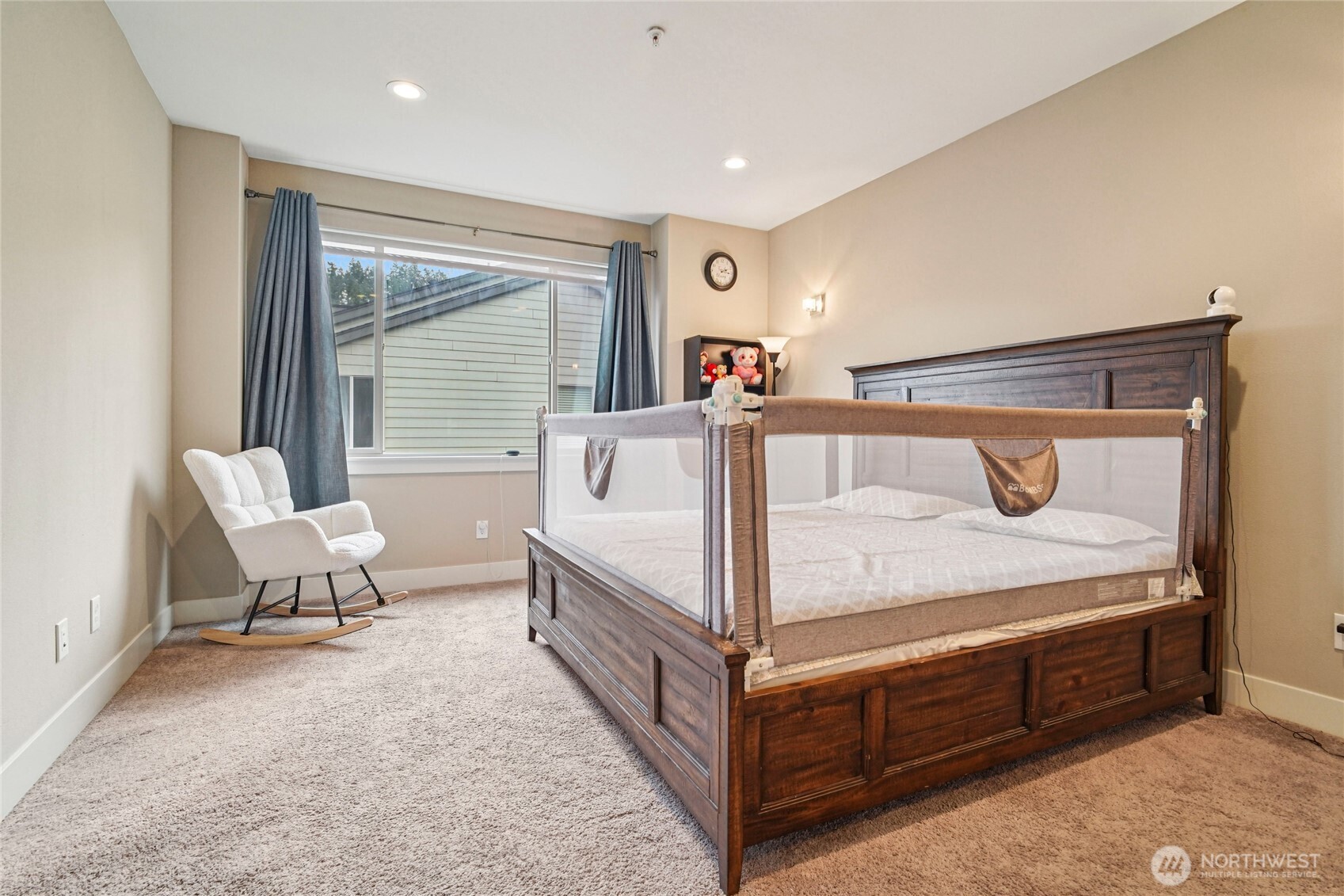 301 S 47th Street #B, Renton, WA 98055