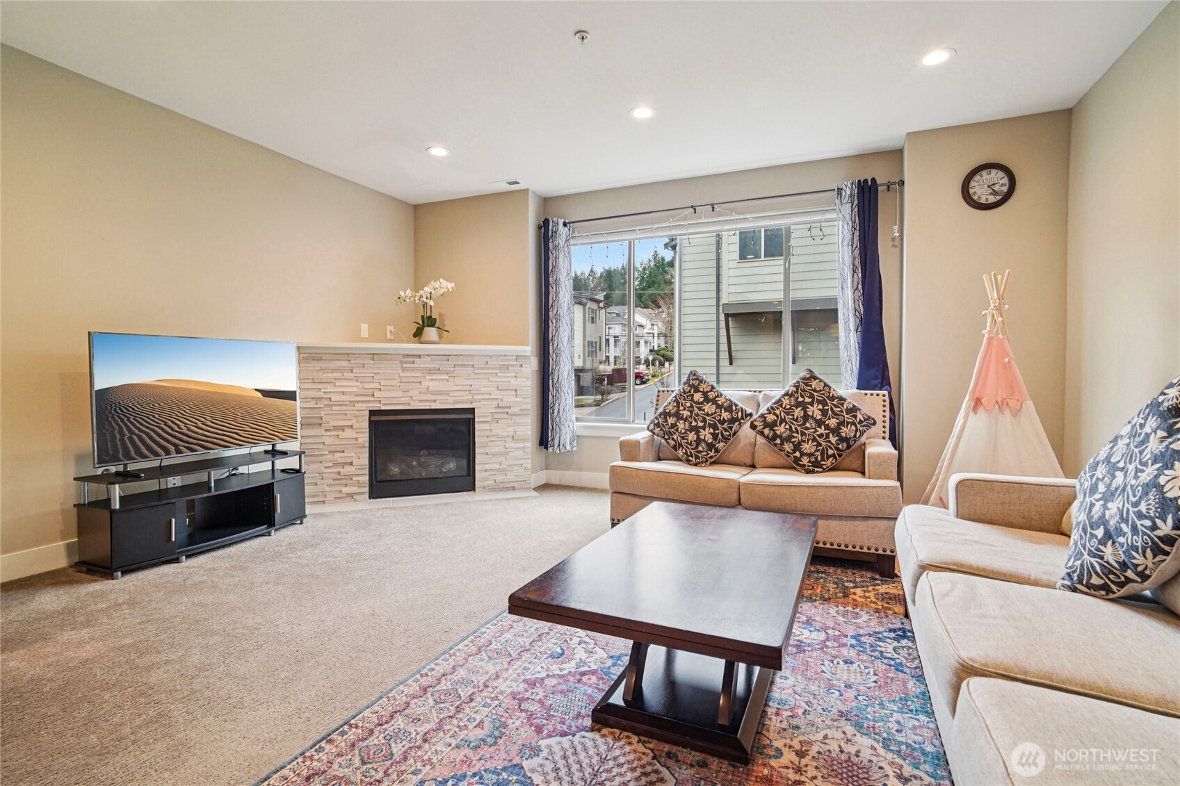 301 S 47th Street #B, Renton, WA 98055