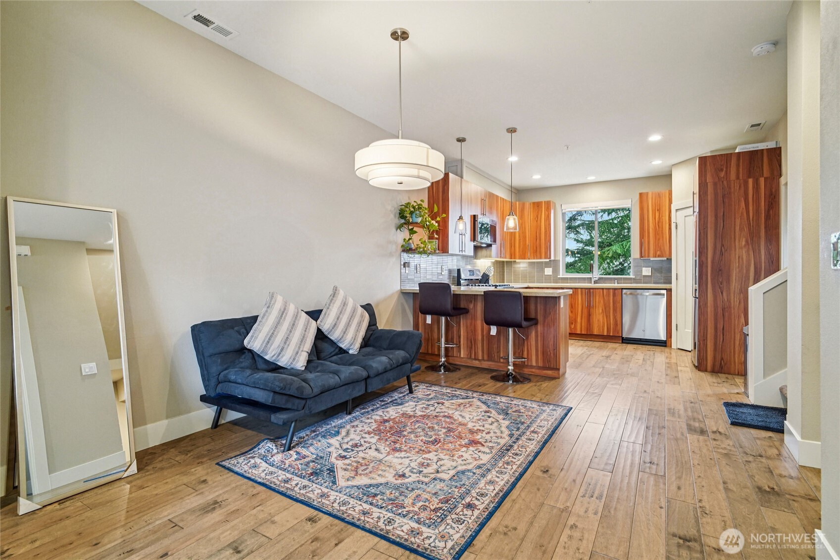 301 S 47th Street #B, Renton, WA 98055