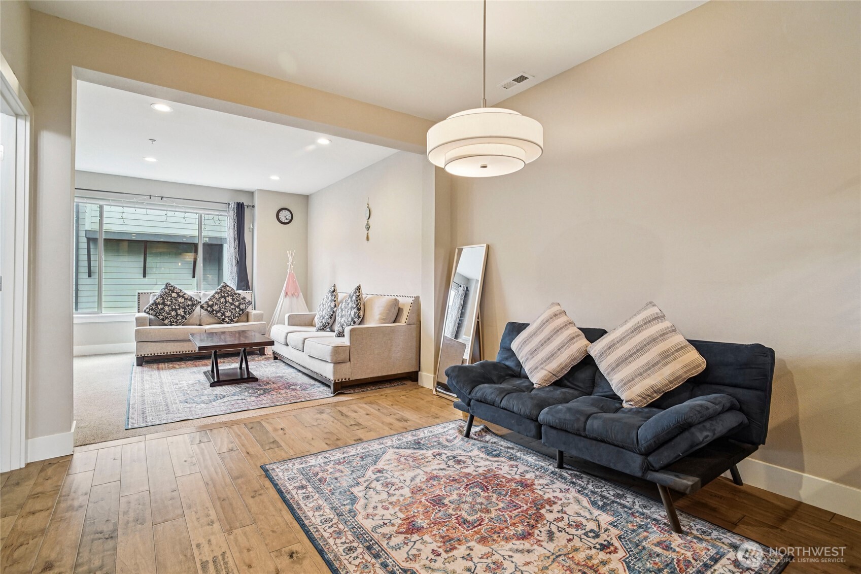 301 S 47th Street #B, Renton, WA 98055