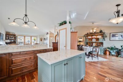 804 Edinburgh Court , Kelso, WA 98626 - Photo 15