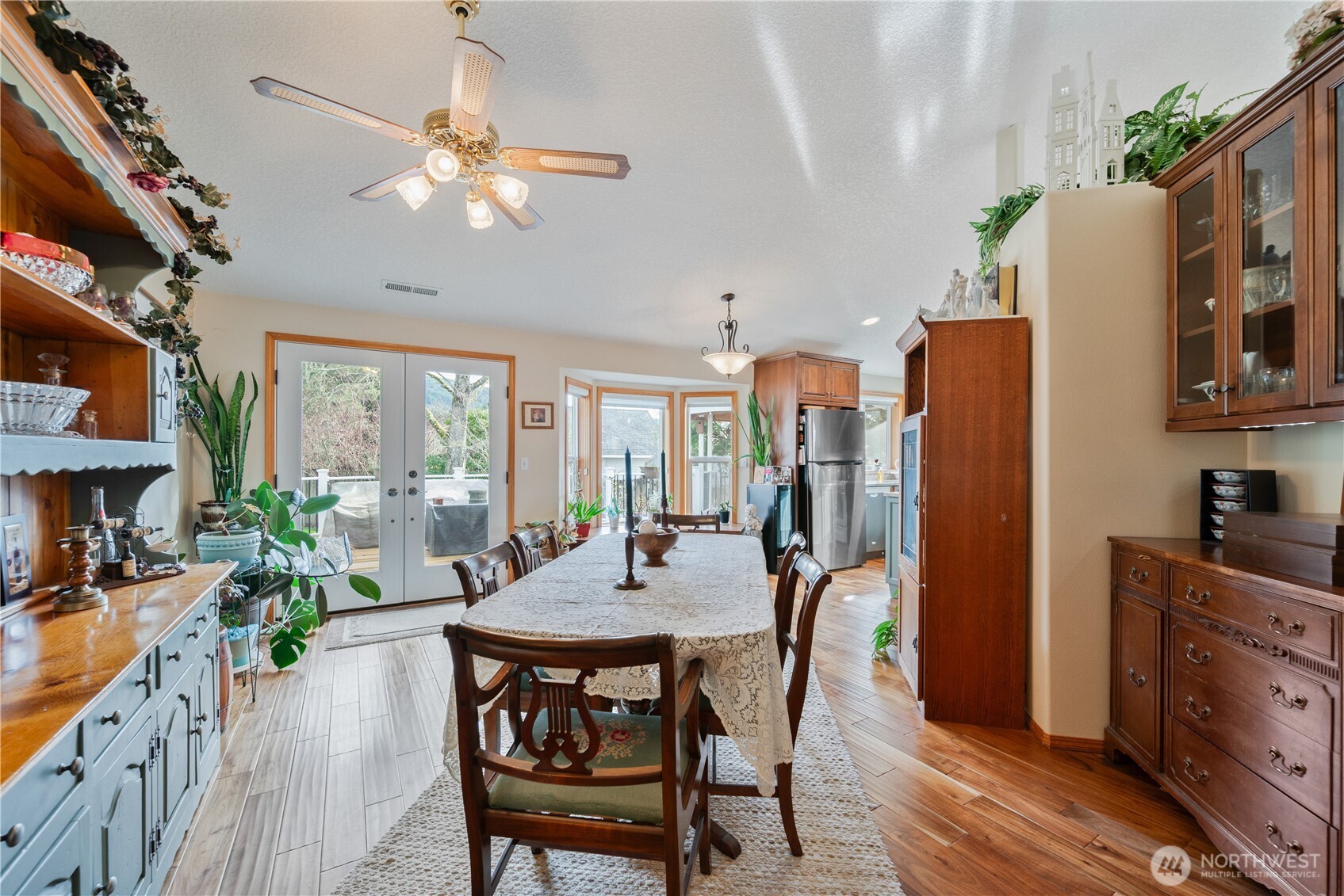 804 Edinburgh Court , Kelso, WA 98626