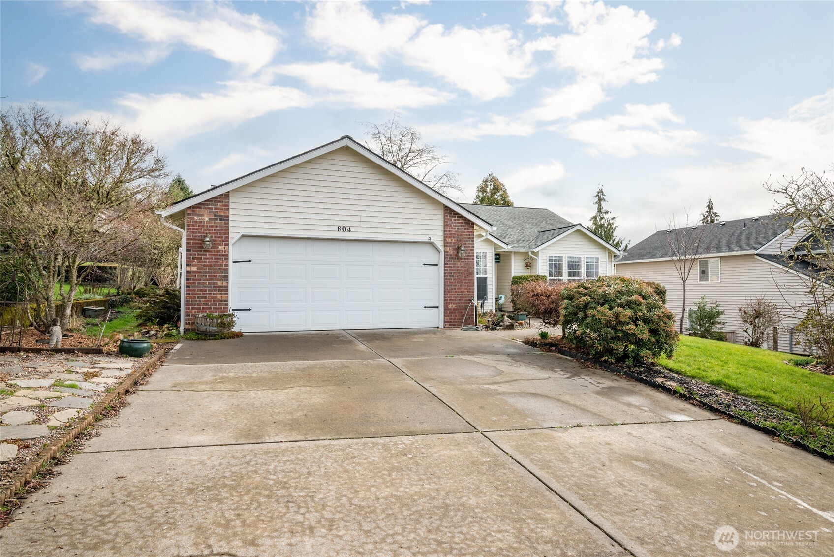 804 Edinburgh Court , Kelso, WA 98626