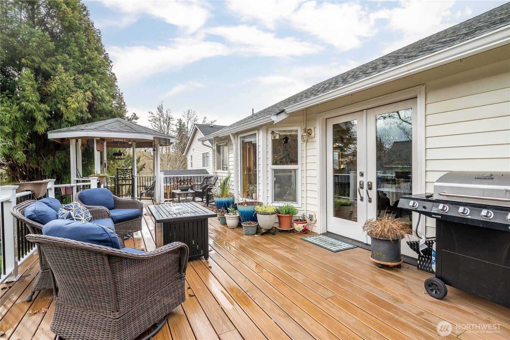 804 Edinburgh Court , Kelso, WA 98626