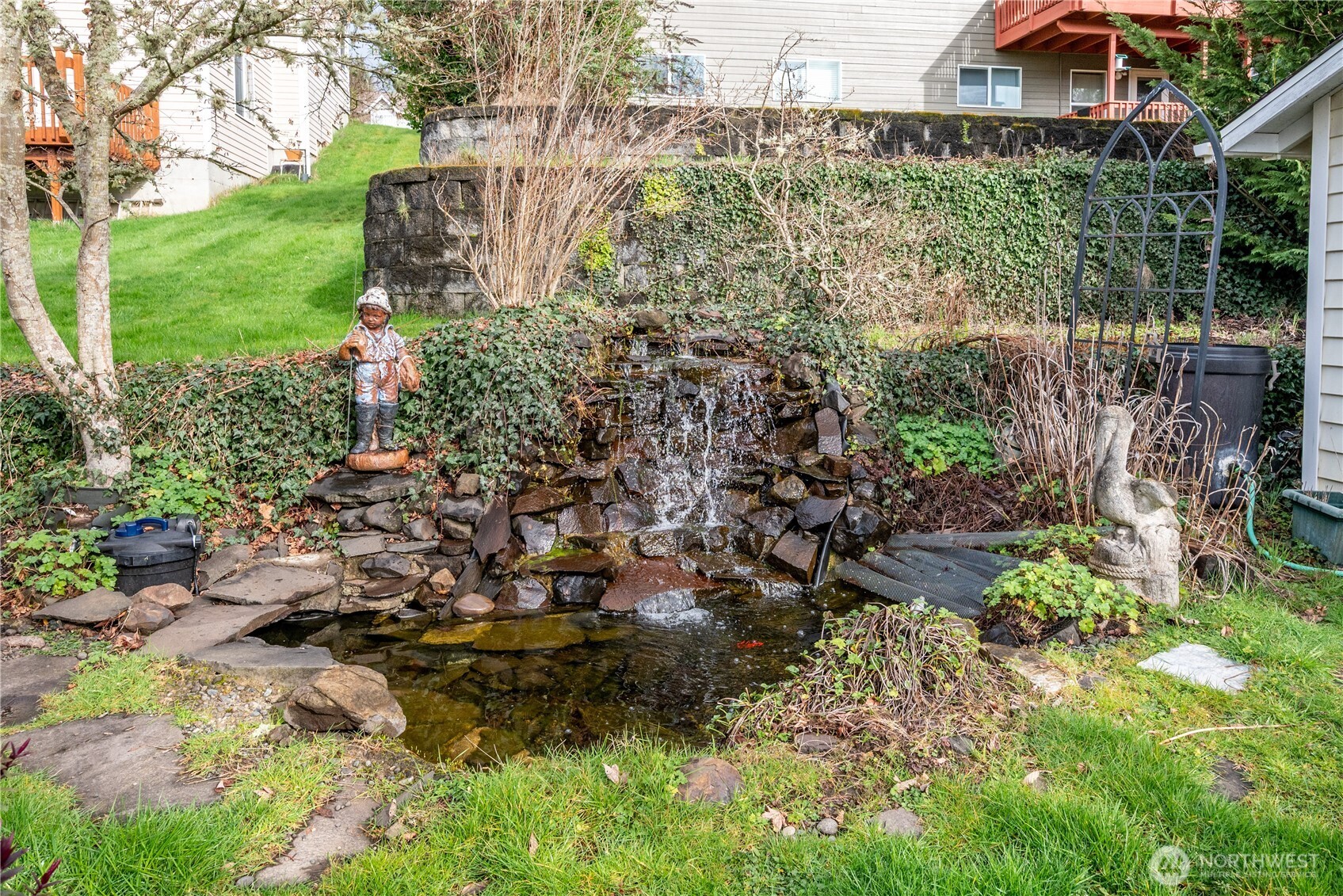 804 Edinburgh Court , Kelso, WA 98626