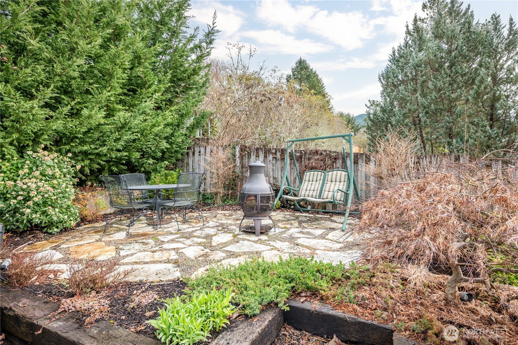 804 Edinburgh Court , Kelso, WA 98626