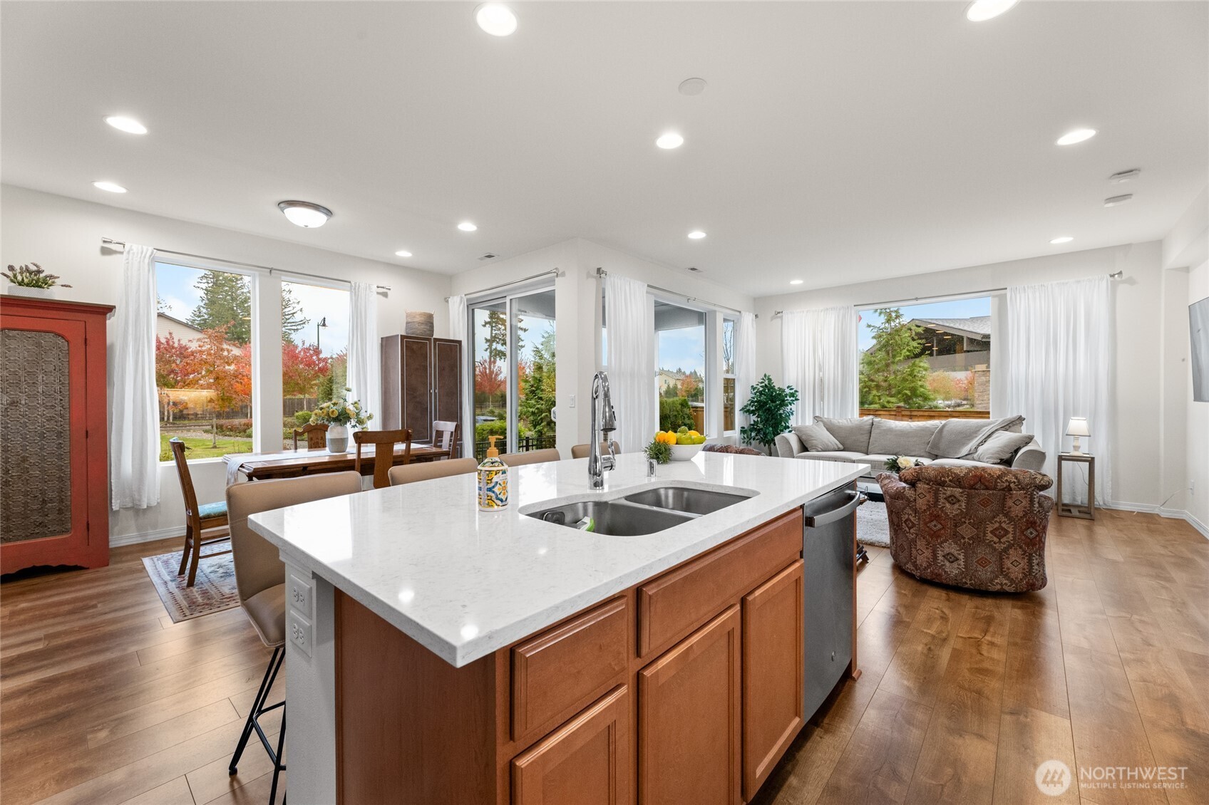 22701 SE 237th Place , Maple Valley, WA 98038