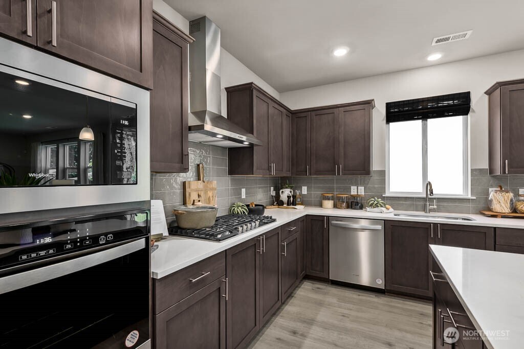 638 SE 11th Place #9, North Bend, WA 98045