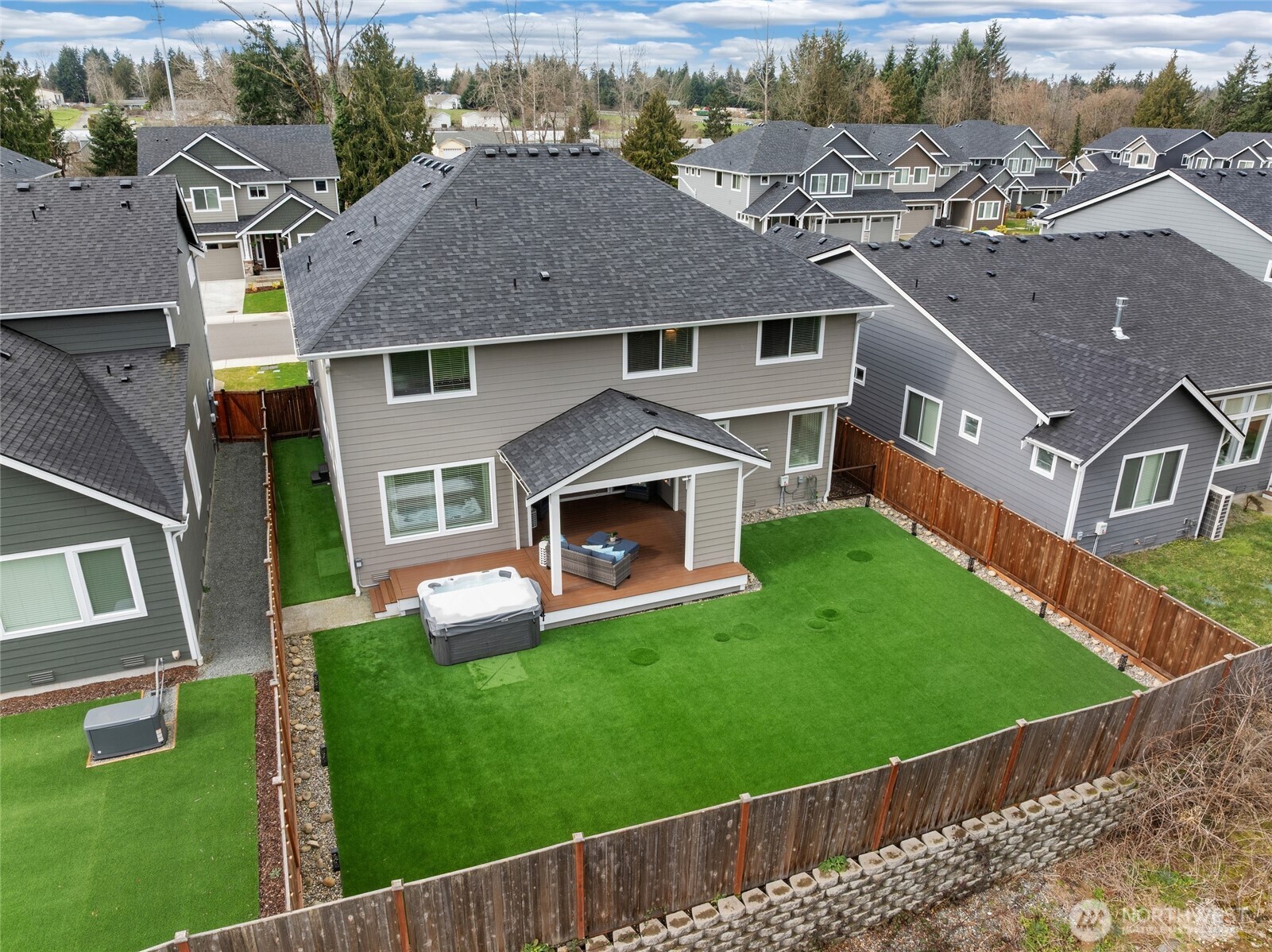 11003 71st Avenue Ct E, Puyallup, WA 98373