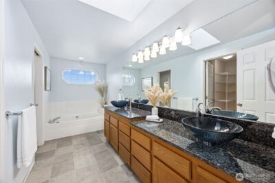 18820 112th Place SE, Renton, WA 98055 - Photo 16