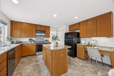 18820 112th Place SE, Renton, WA 98055 - Photo 8