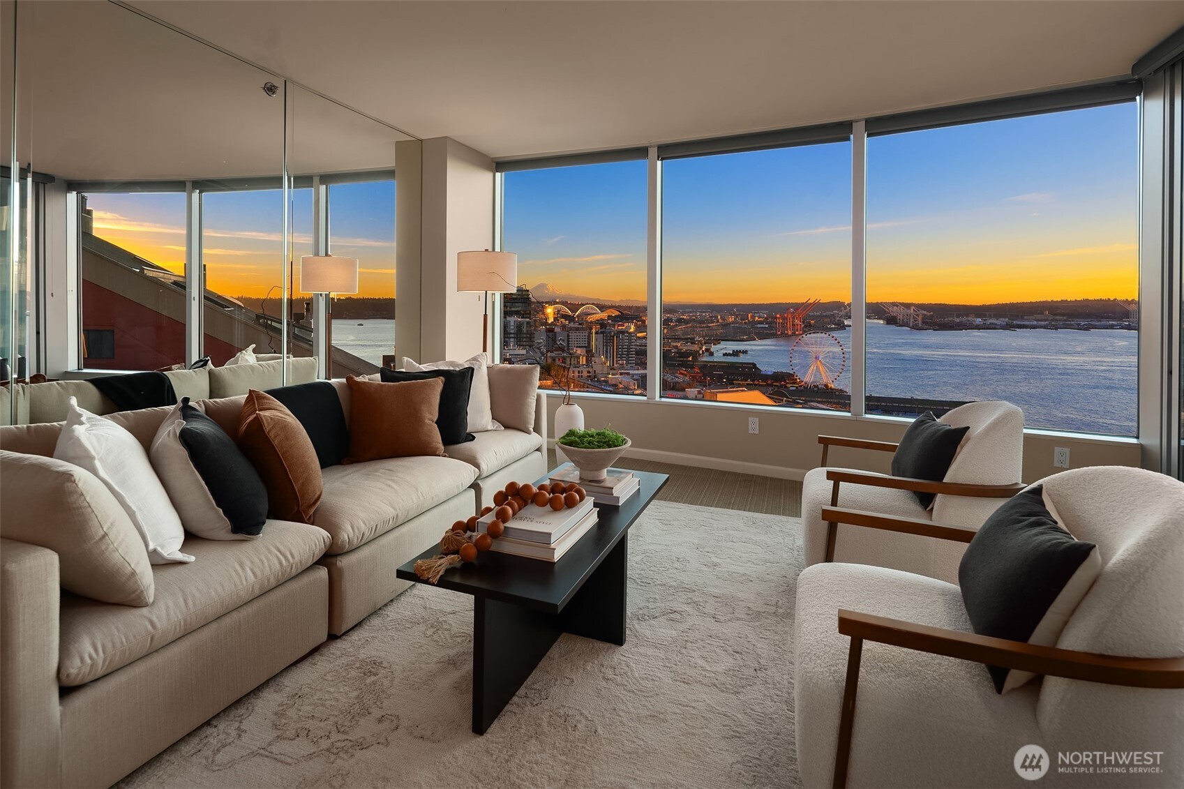 2000 1st Avenue #1402, Seattle, WA 98121