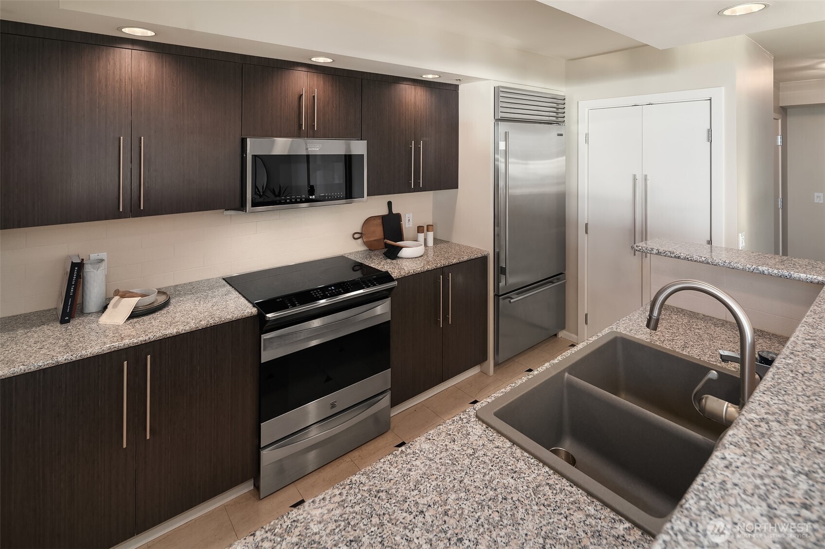 2000 1st Avenue #1402, Seattle, WA 98121