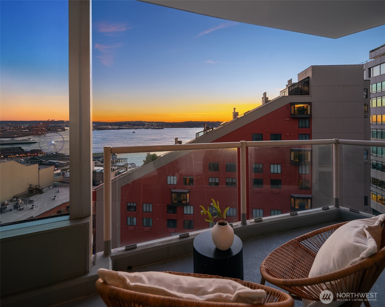 2000 1st Avenue #1402, Seattle, WA 98121