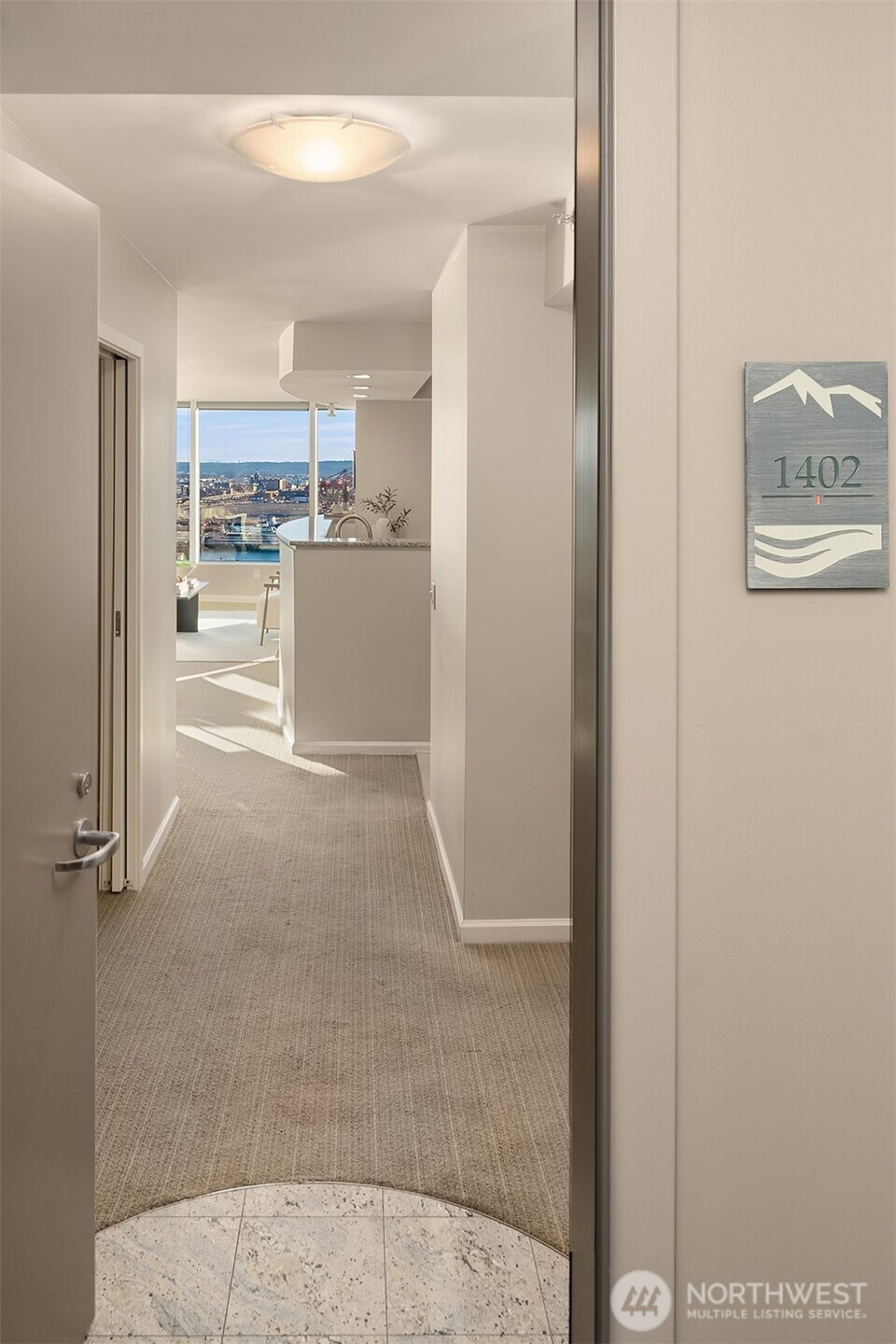 2000 1st Avenue #1402, Seattle, WA 98121