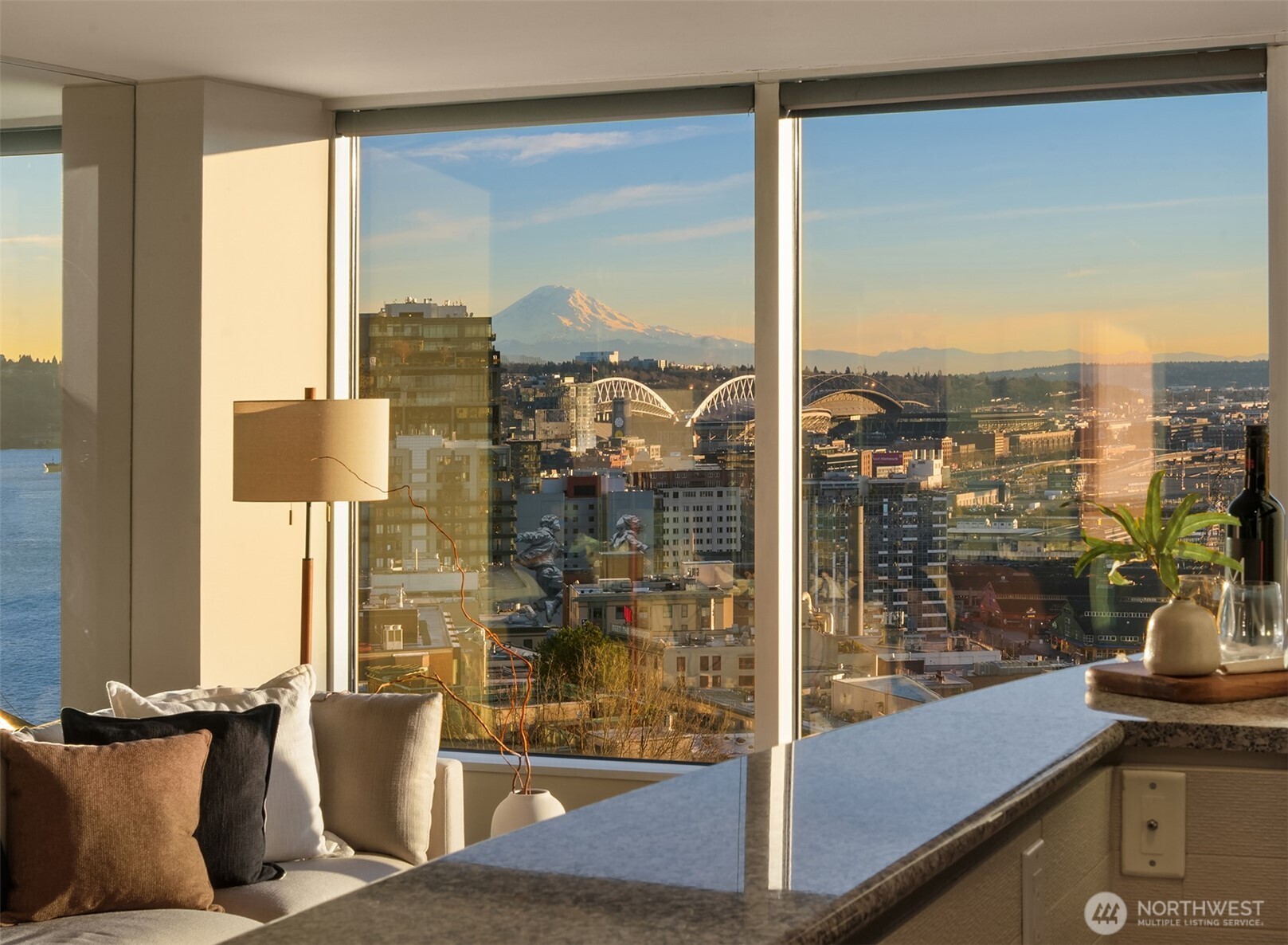 2000 1st Avenue #1402, Seattle, WA 98121