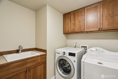 2109 263rd Lane SE, Sammamish, WA 98075 - Photo 18