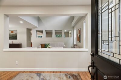 2109 263rd Lane SE, Sammamish, WA 98075 - Photo 3