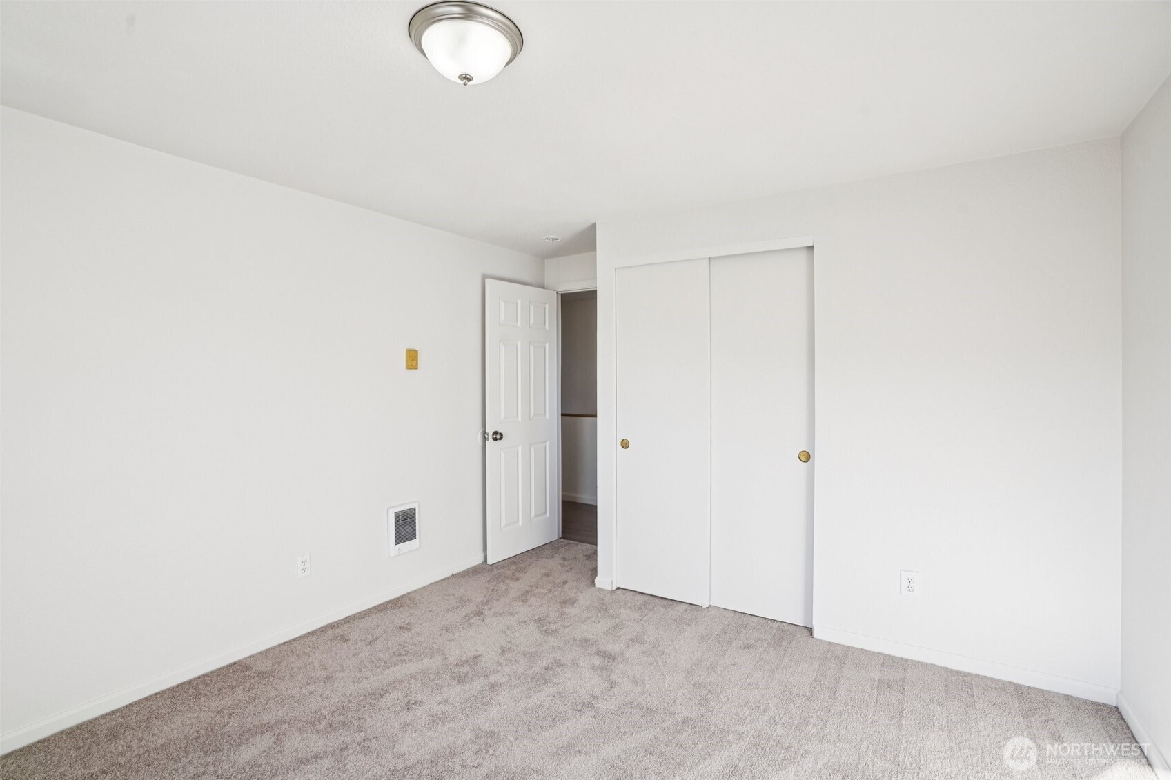 16005 NE 4th Street , Vancouver, WA 98684