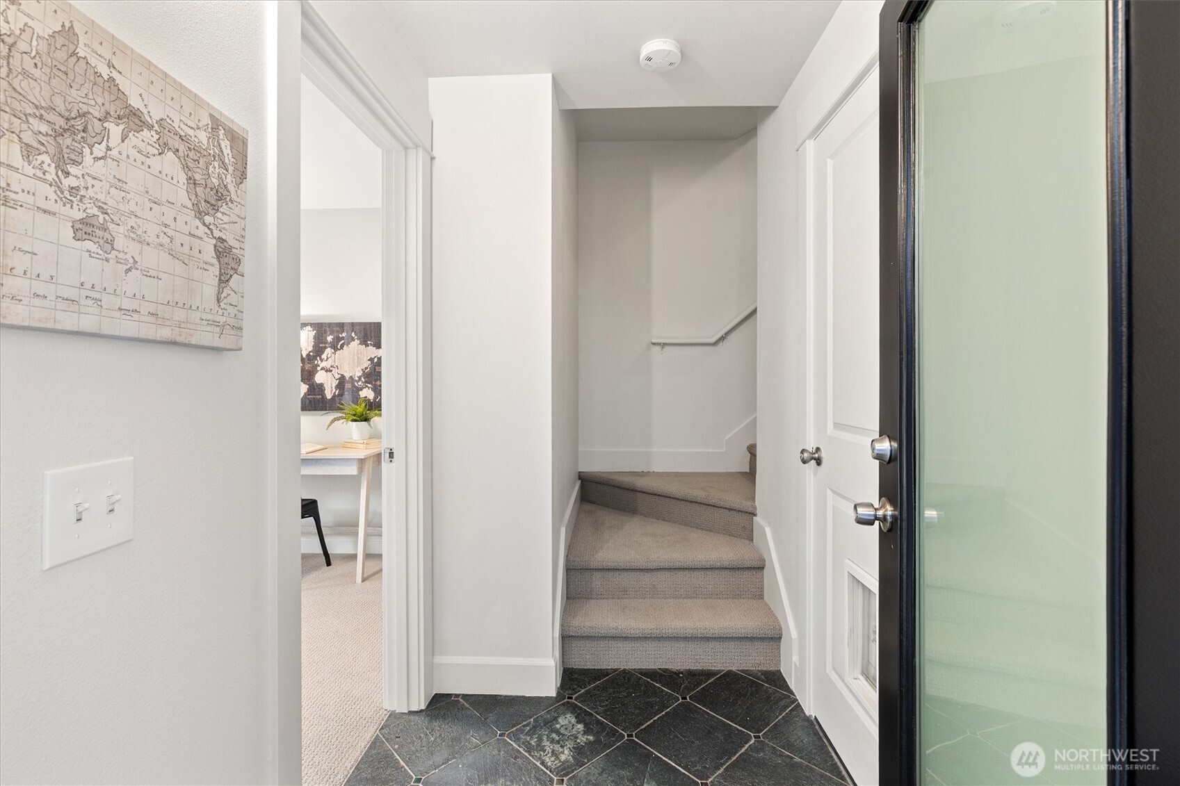 10311 Midvale Avenue N #A, Seattle, WA 98133