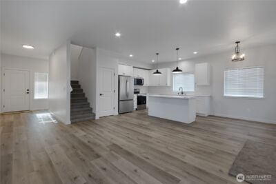 10707 8th Ave Ct S , Tacoma, WA 98444 - Photo 13