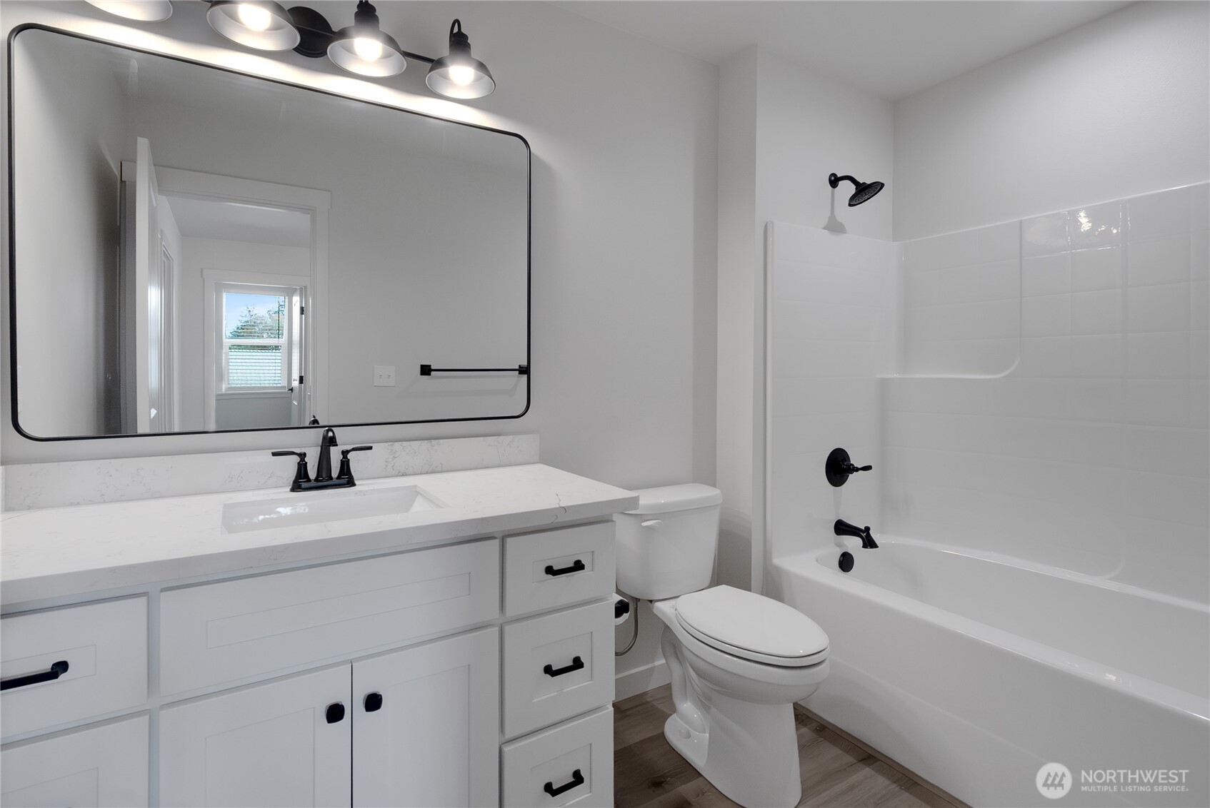 10707 8th Ave Ct S , Tacoma, WA 98444