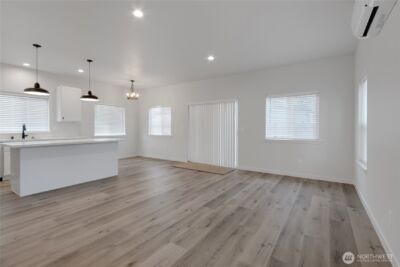 10707 8th Ave Ct S , Tacoma, WA 98444 - Photo 6