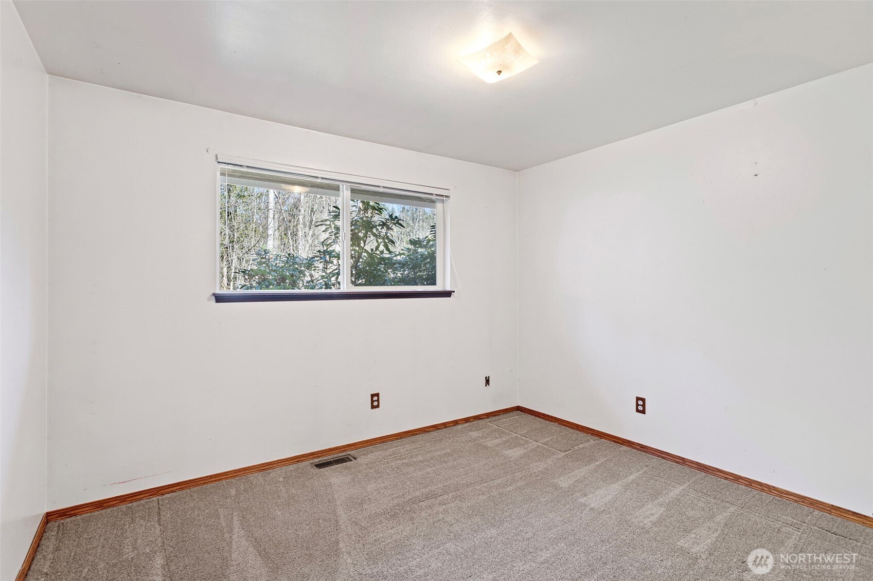 23829 SE 208th St , Maple Valley, WA 98038