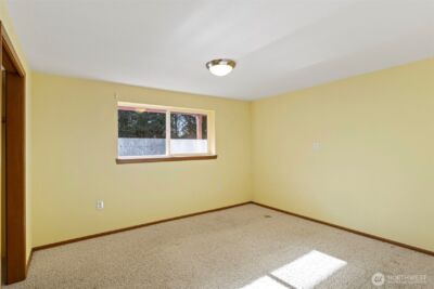 23829 SE 208th St , Maple Valley, WA 98038 - Photo 26