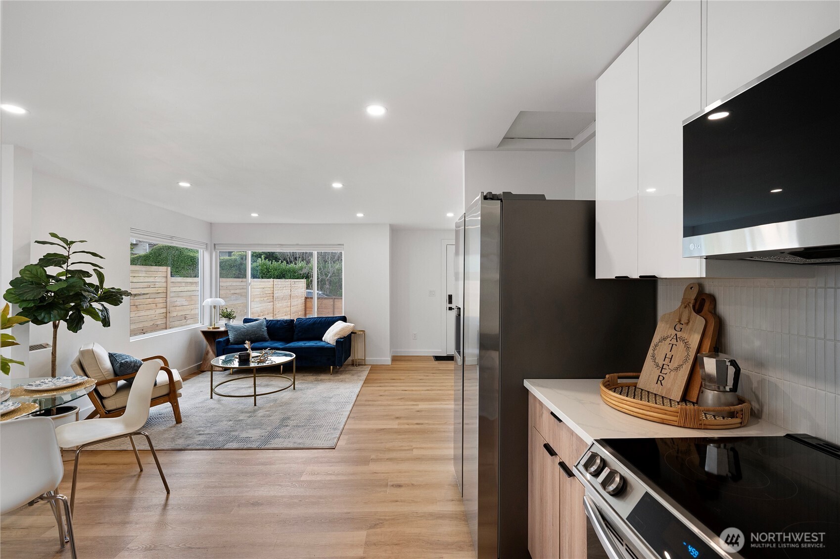 7106 32nd Avenue SW, Seattle, WA 98126