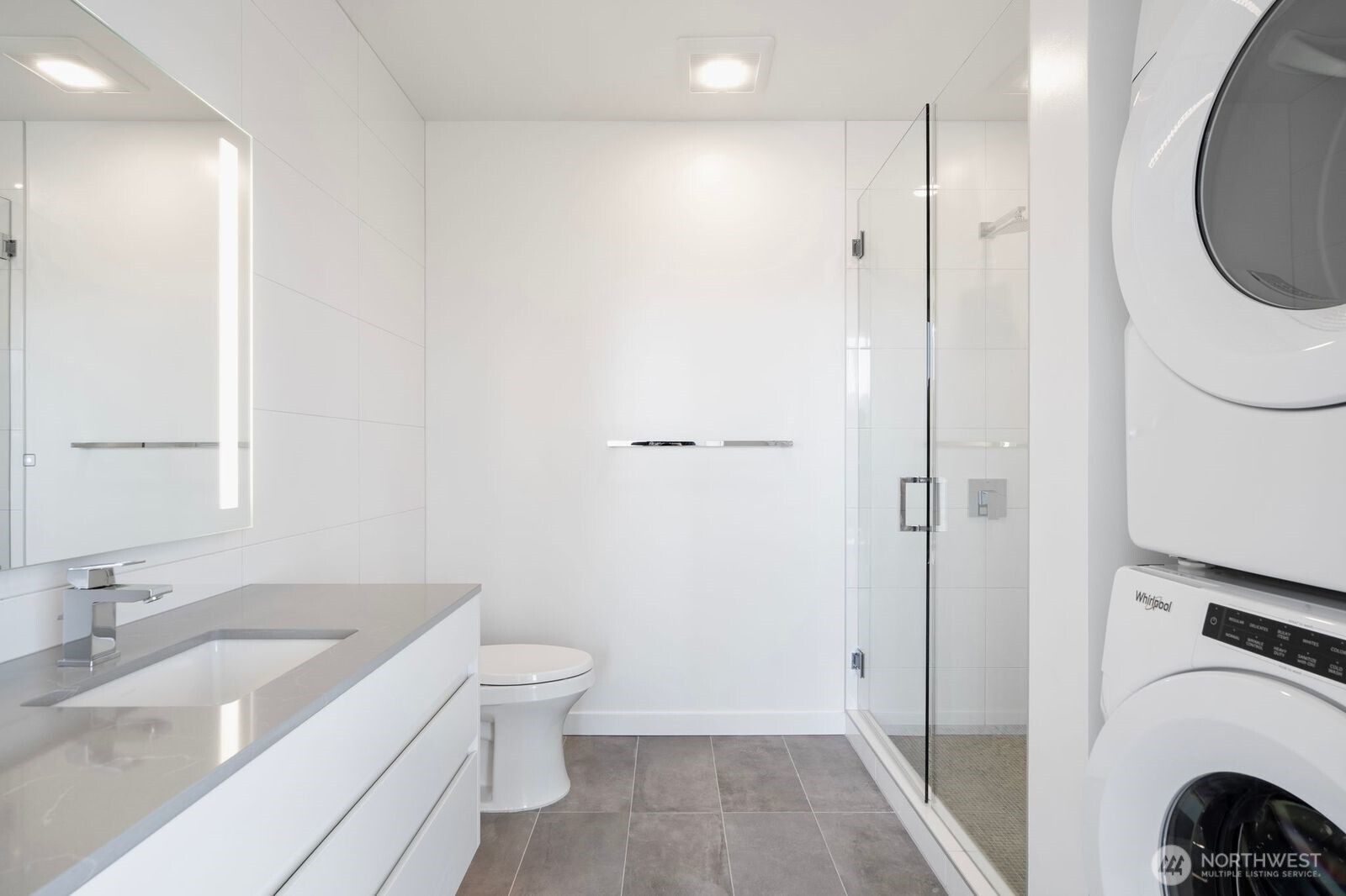 10232 NE 10th Street #1207, Bellevue, WA 98004