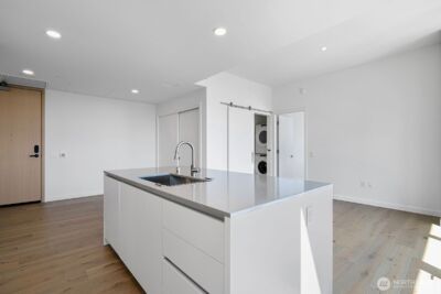 10232 NE 10th Street #1207, Bellevue, WA 98004 - Photo 18