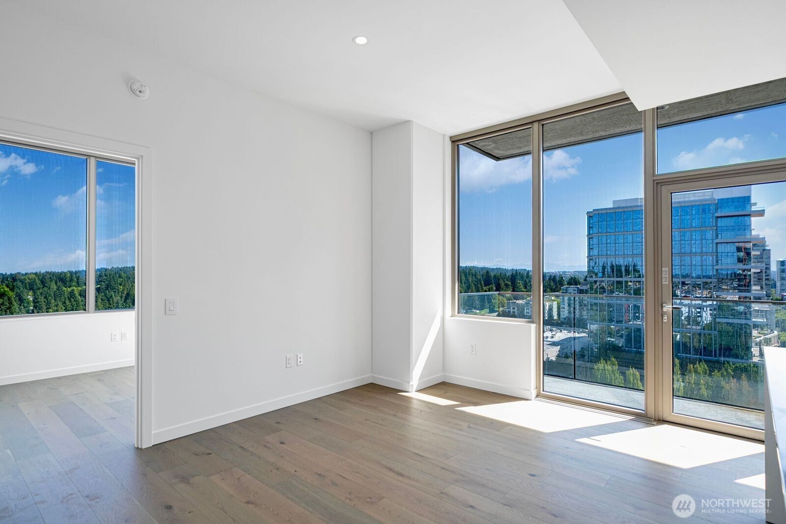 10232 NE 10th Street #1207, Bellevue, WA 98004