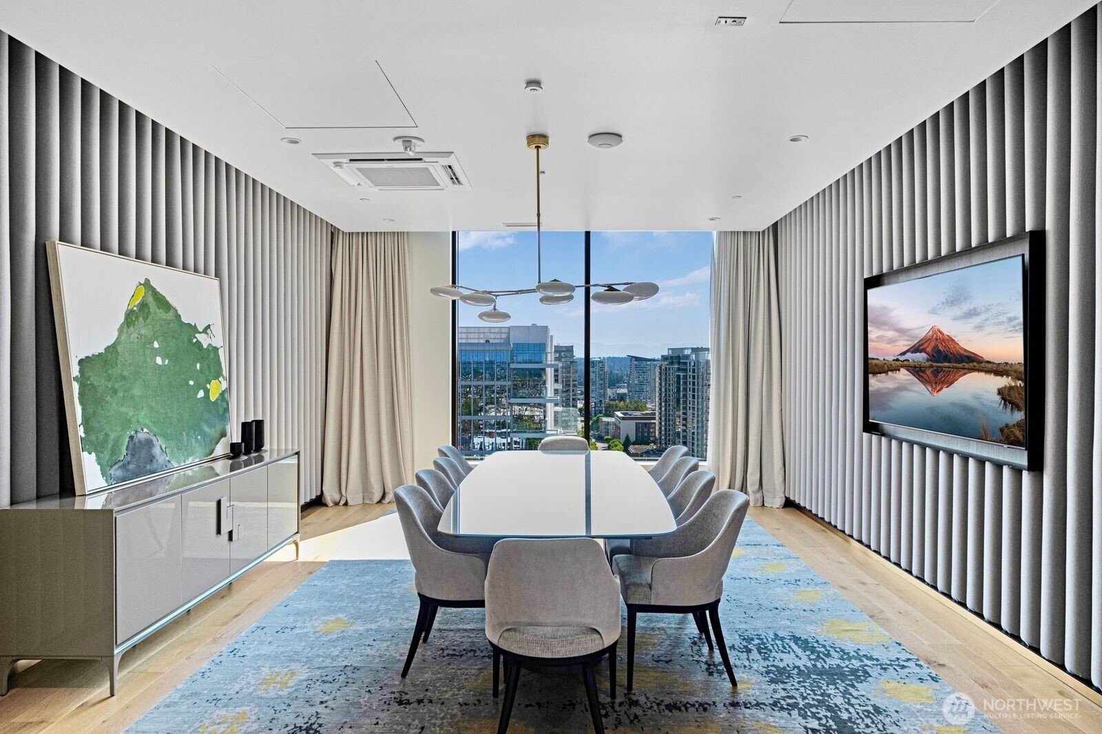 10232 NE 10th Street #1207, Bellevue, WA 98004