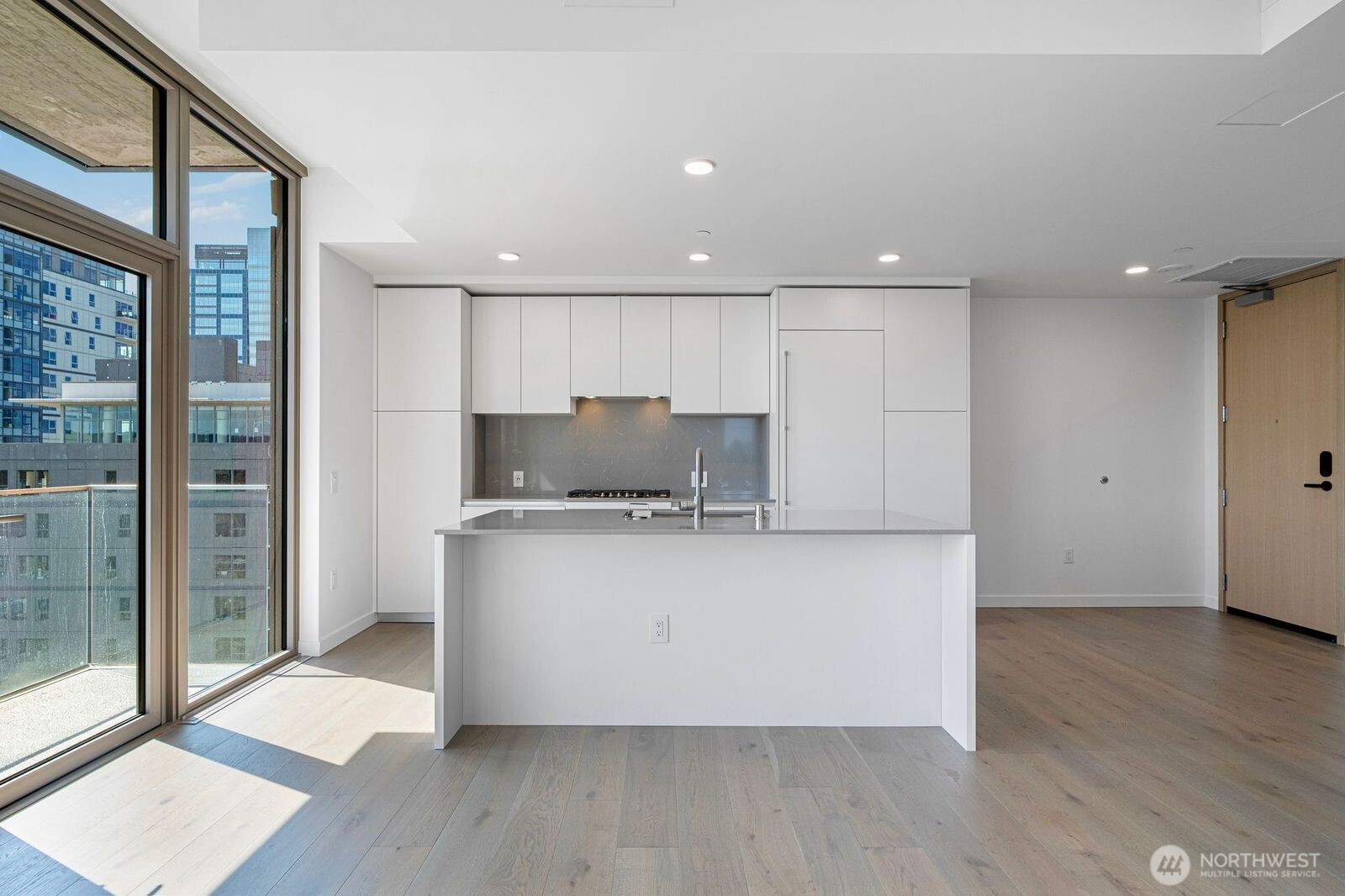 10232 NE 10th Street #1207, Bellevue, WA 98004