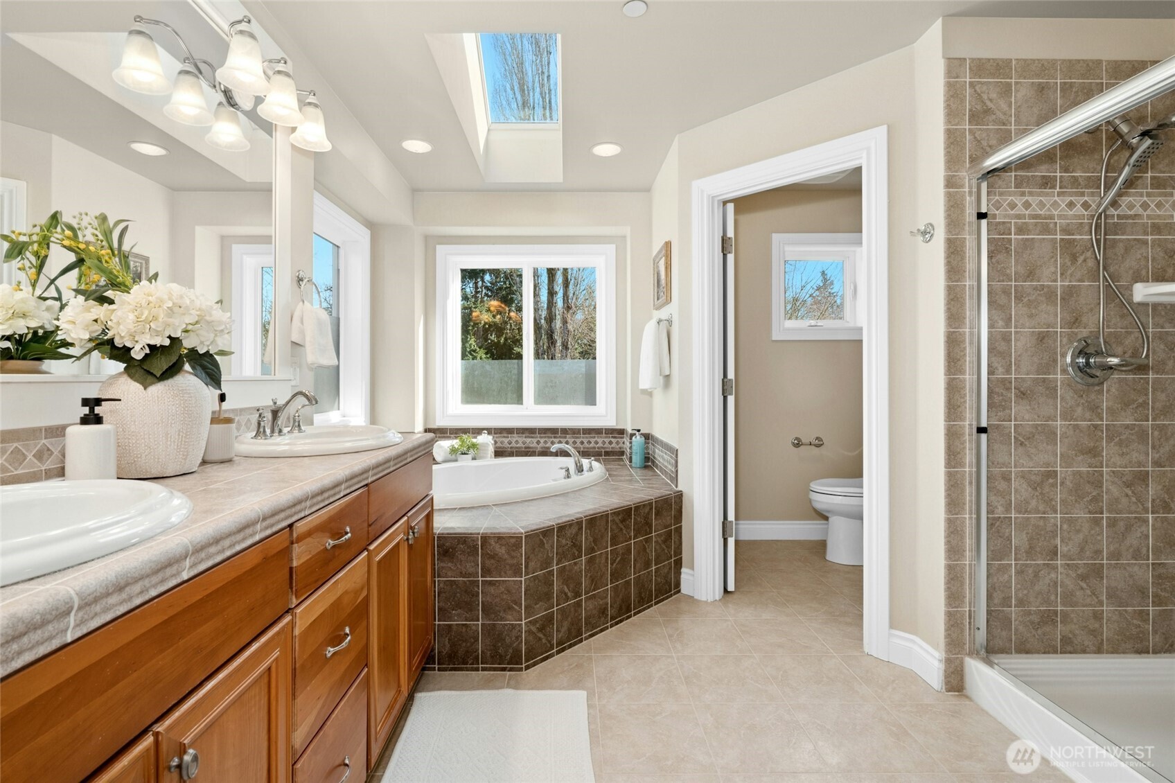 2302 NE 28th Street , Renton, WA 98056