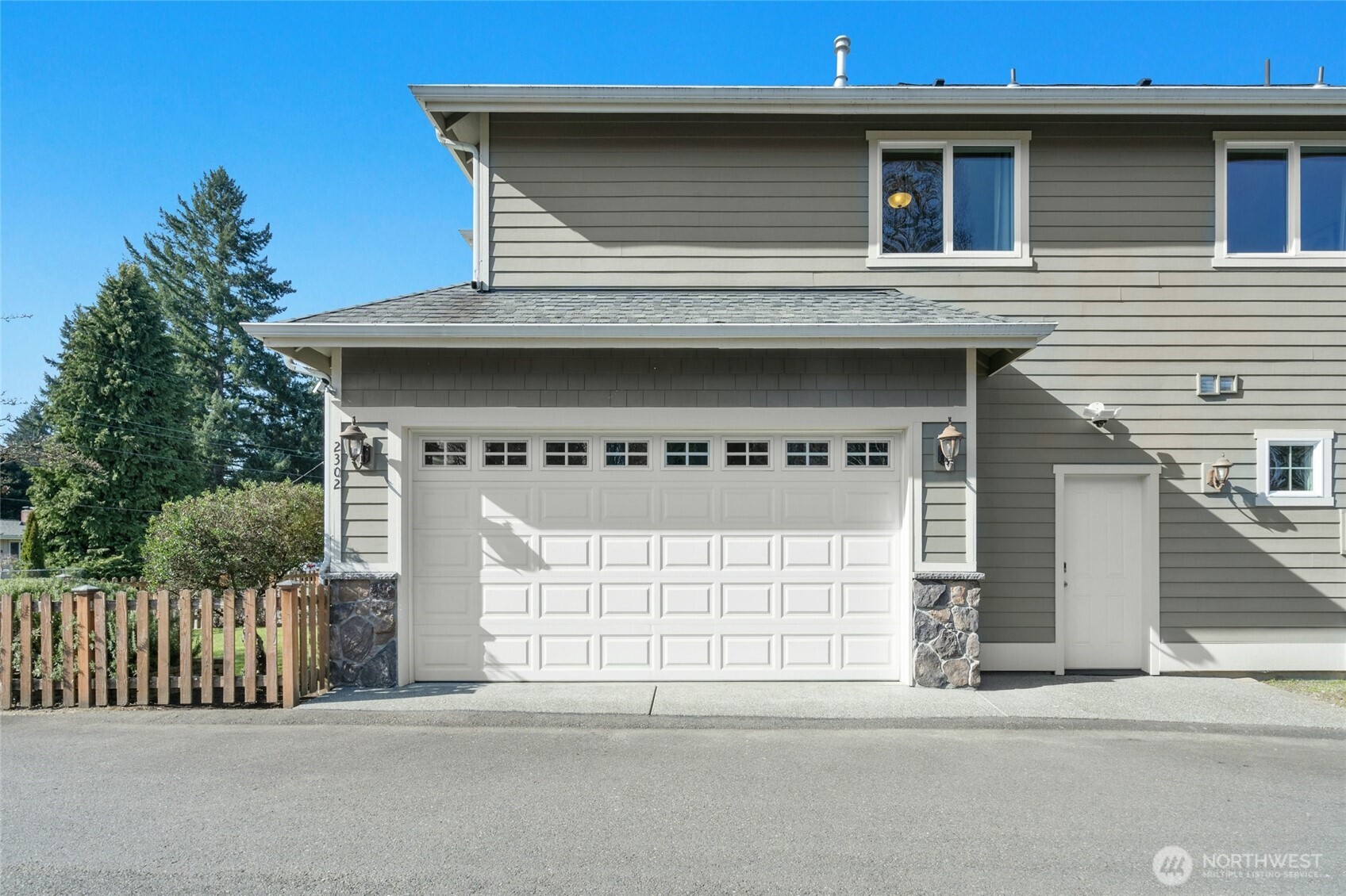 2302 NE 28th Street , Renton, WA 98056